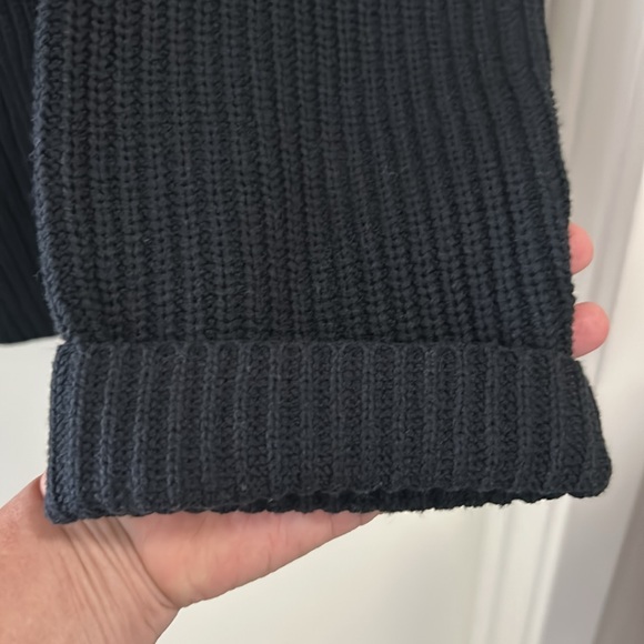 NWT B. coastline black & white sweater - Picture 6 of 13